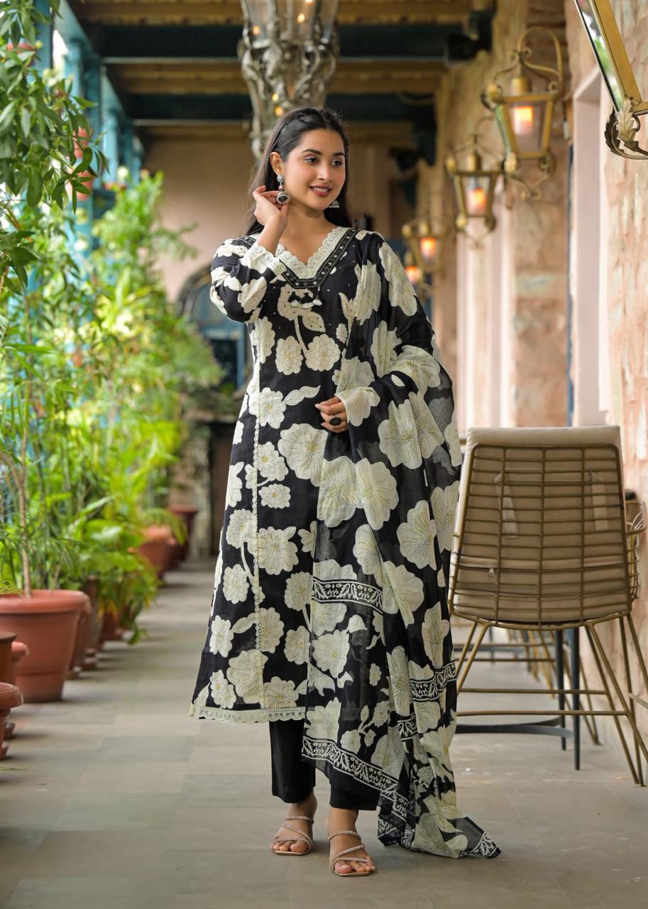 Floral Elegance Embroidered Tunic Set